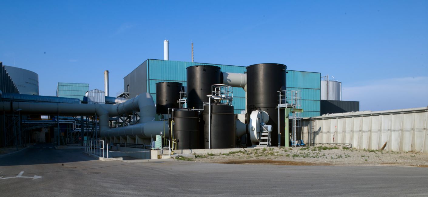 The design of the household waste facility in Métropole Aix-Marseille Provence, built and operated by the Urbaser group, is a perfect example; a pioneer nationally, with a comprehensive and multi-utility management of household waste